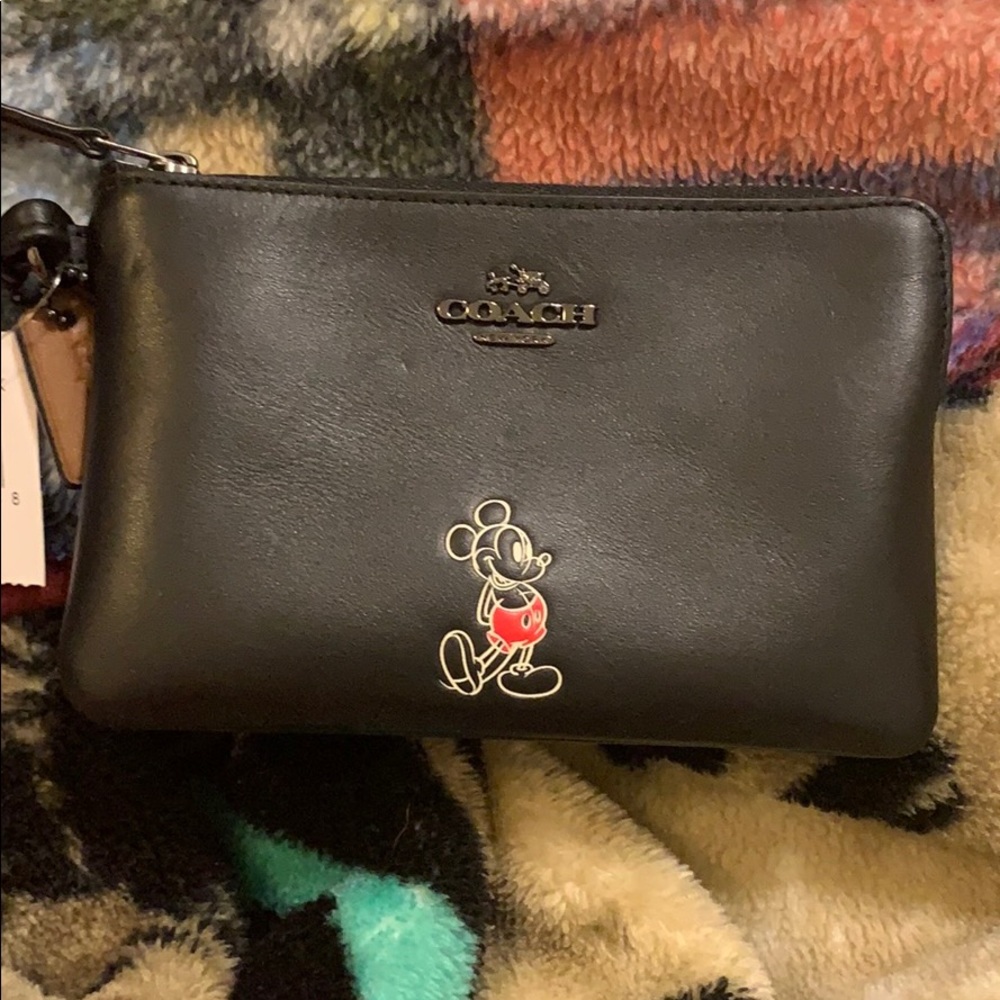 Coach Wristlet xMickey Mouse